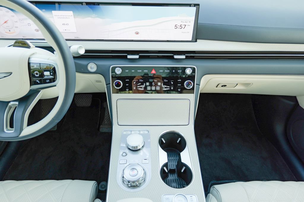 Used 2025 Genesis GV80 3.5T Prestige AWD/4WD image 52
