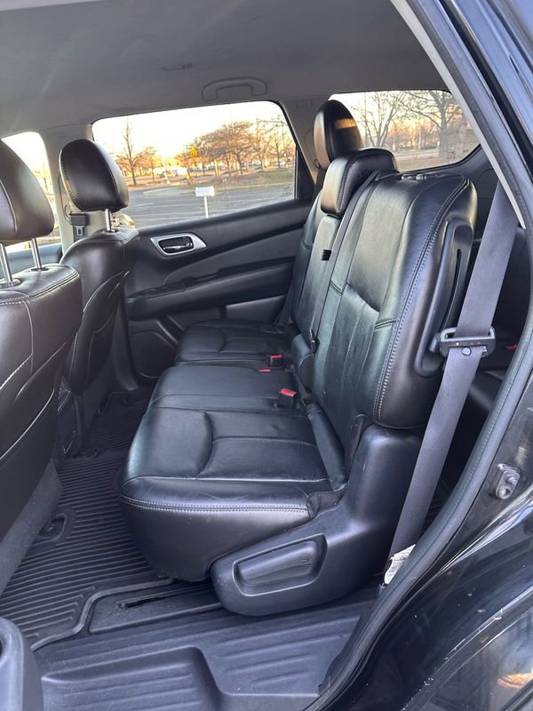 Used 2014 Nissan Pathfinder SL image 7