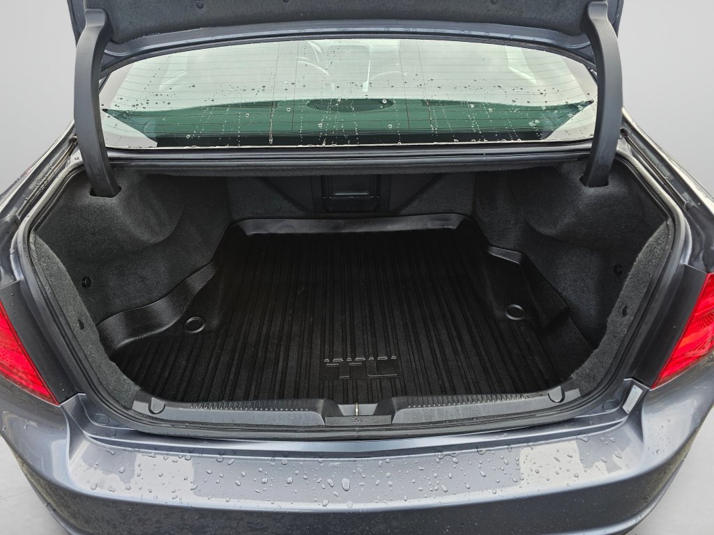 Used 2005 Acura TL image 15