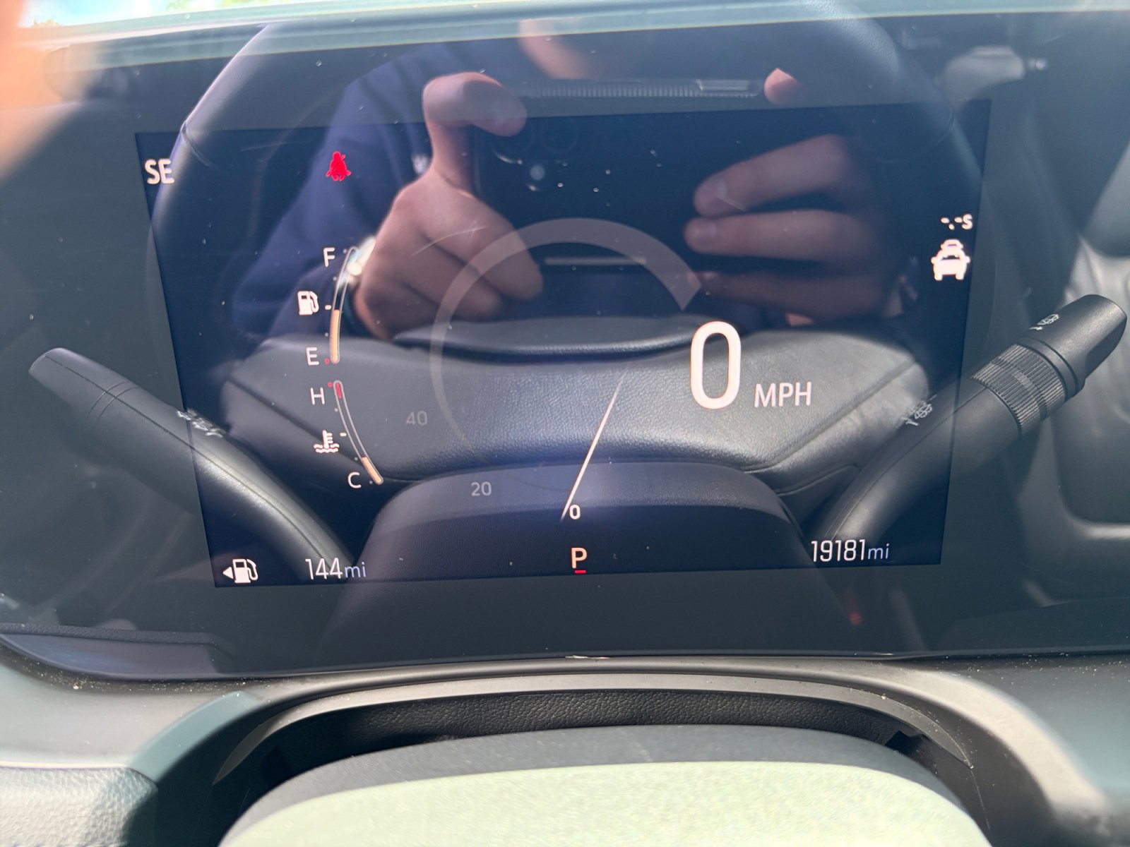 Used 2024 Buick Encore GX Avenir w/ Avenir Technology Package image 22