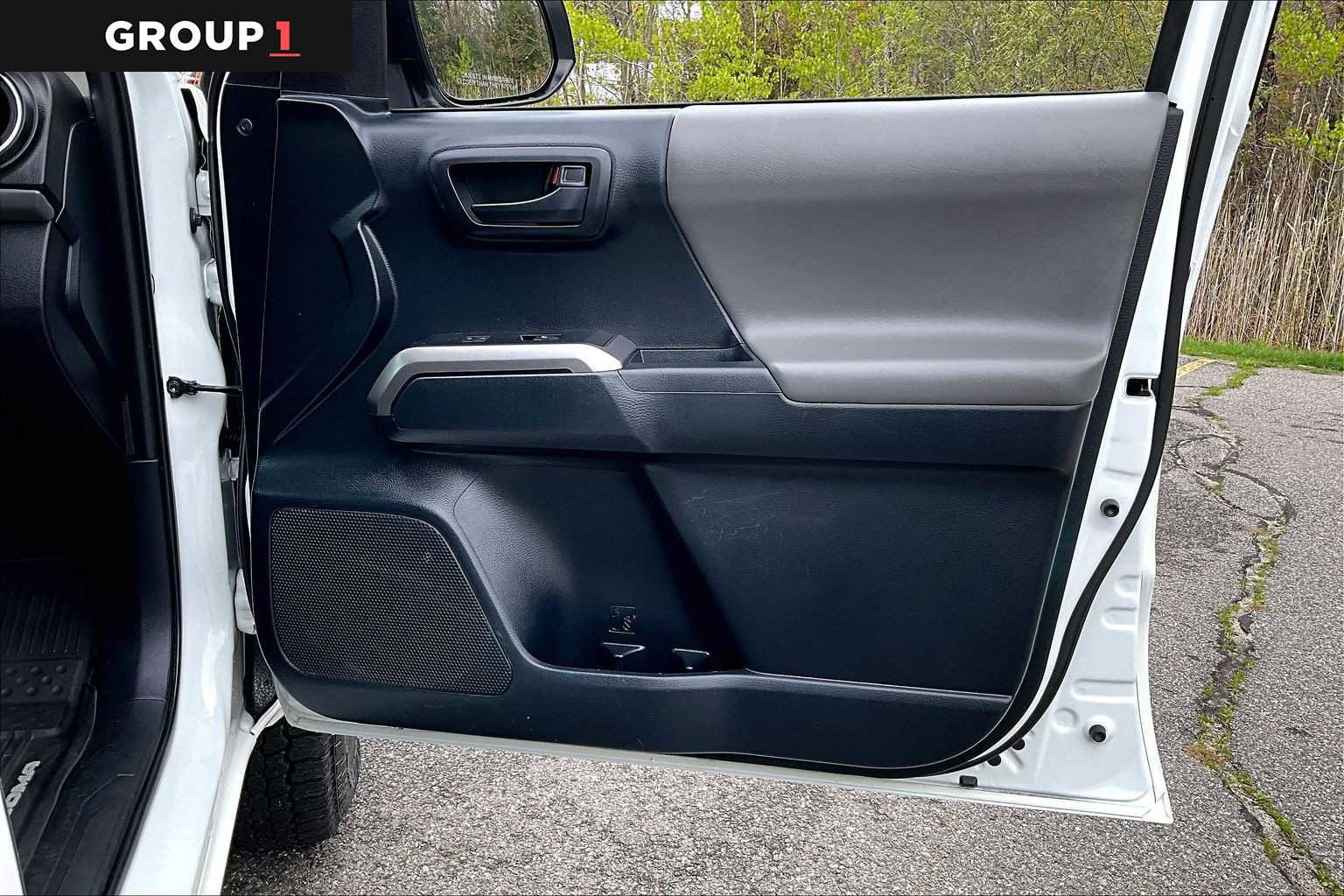Used 2019 Toyota Tacoma SR5 AWD/4WD image 23