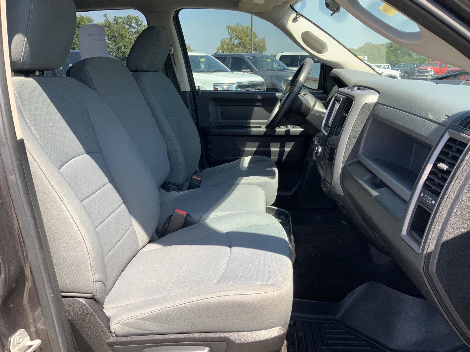 Used 2014 RAM 1500 Express AWD/4WD image 43