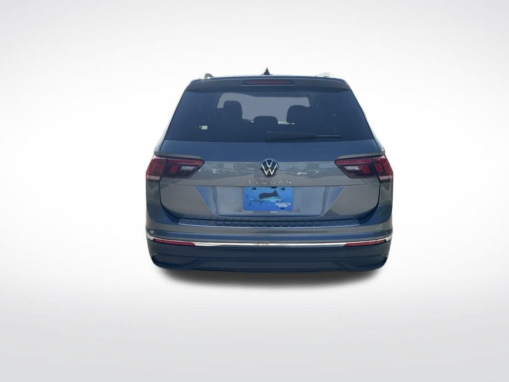 Used 2024 Volkswagen Tiguan Wolfsburg Edition FWD image 7