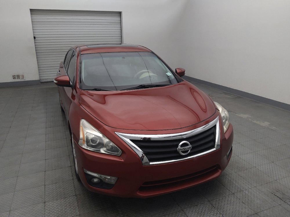 Used 2015 Nissan Altima 3.5 SL FWD image 14