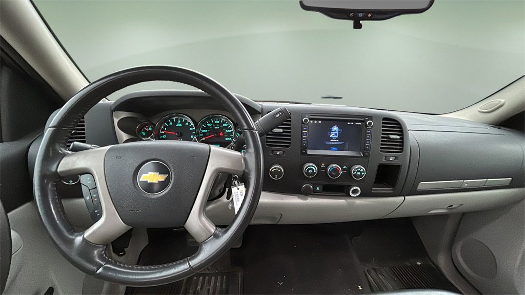Used 2010 Chevrolet Silverado 1500 LT w/ Power Pack Plus image 12