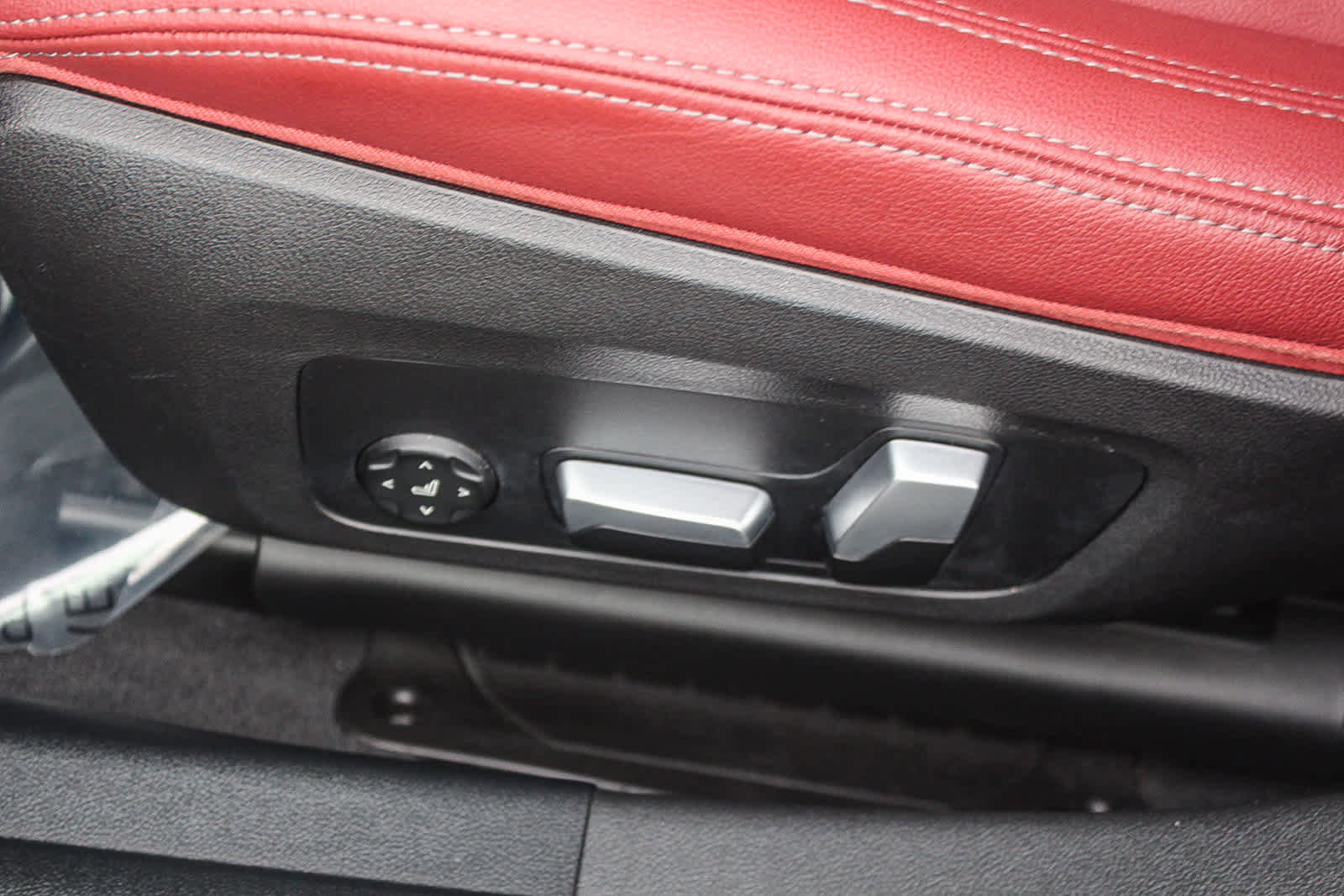 Used 2024 BMW 430i w/ Convenience Package image 21