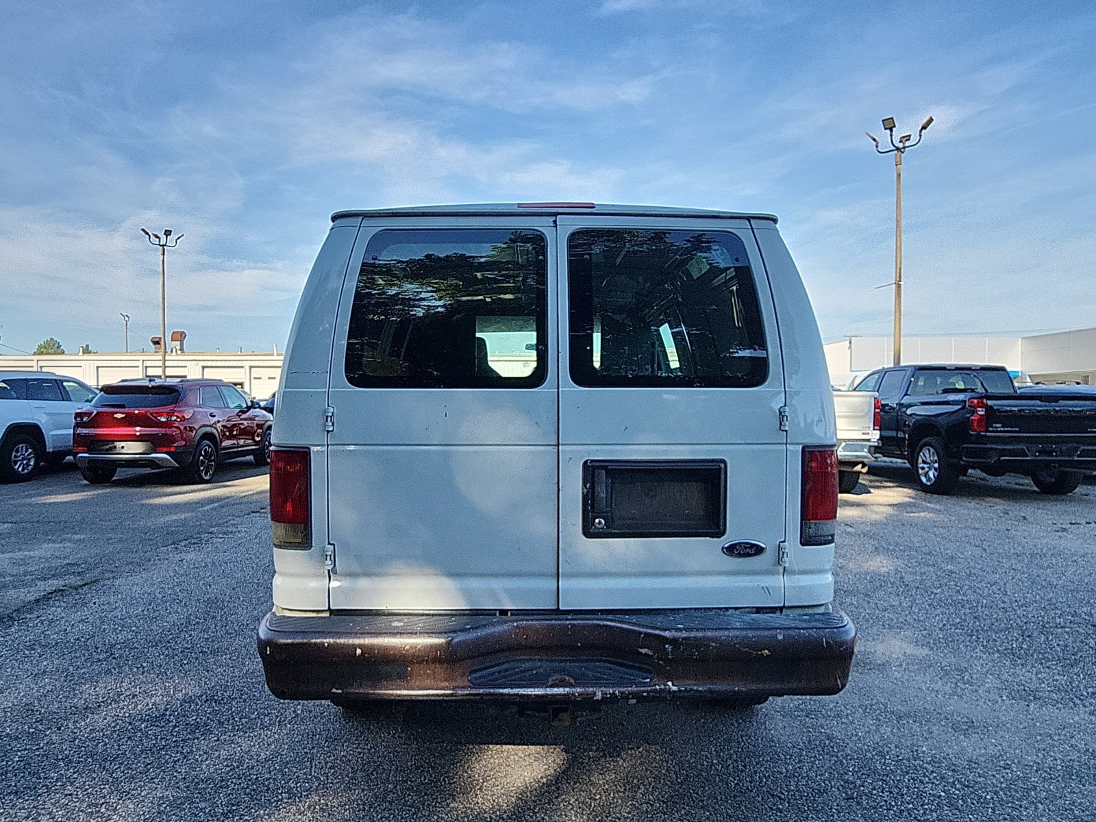 Used 2011 Ford E-250 and Econoline 250 RWD image 4