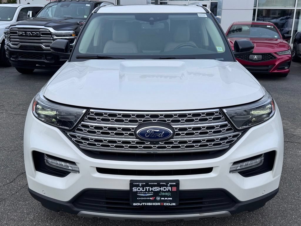 Used 2020 Ford Explorer Limited w/ Hybrid Equipment Group 310A AWD/4WD image 2