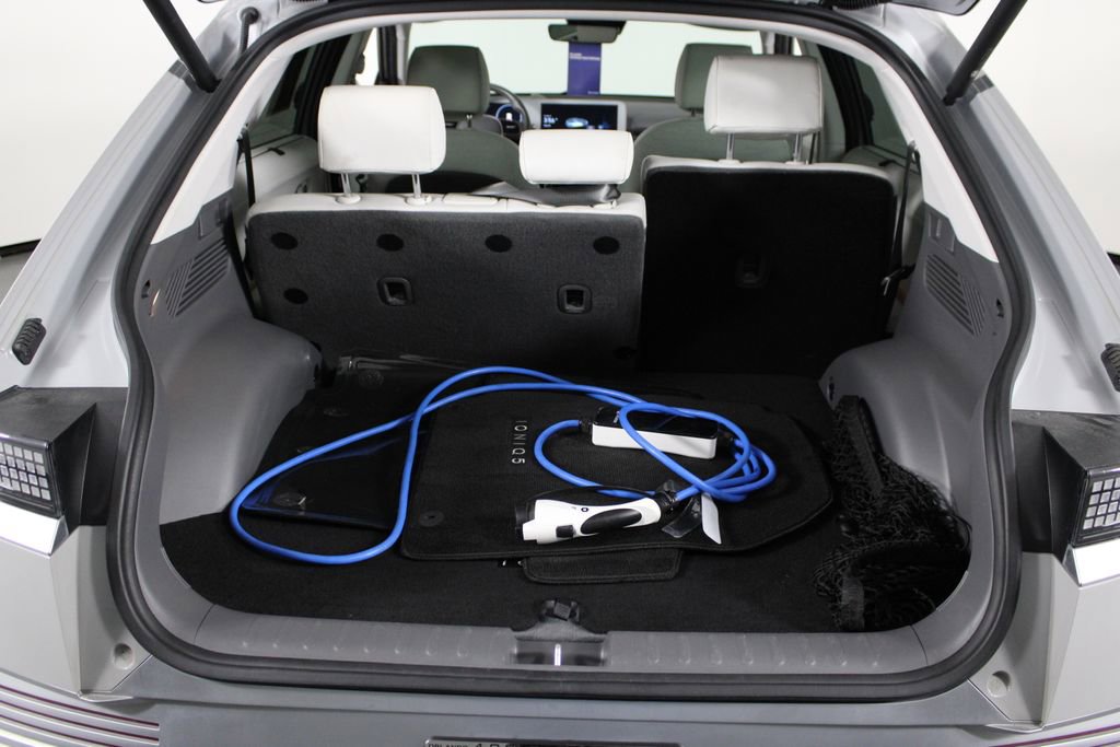 Certified 2022 Hyundai Ioniq 5 Limited w/ Cargo Package image 16
