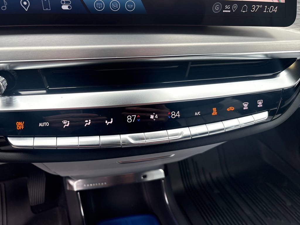 New 2025 Cadillac Lyriq Premium Luxury w/ LPO, Floor Liner Package image 30