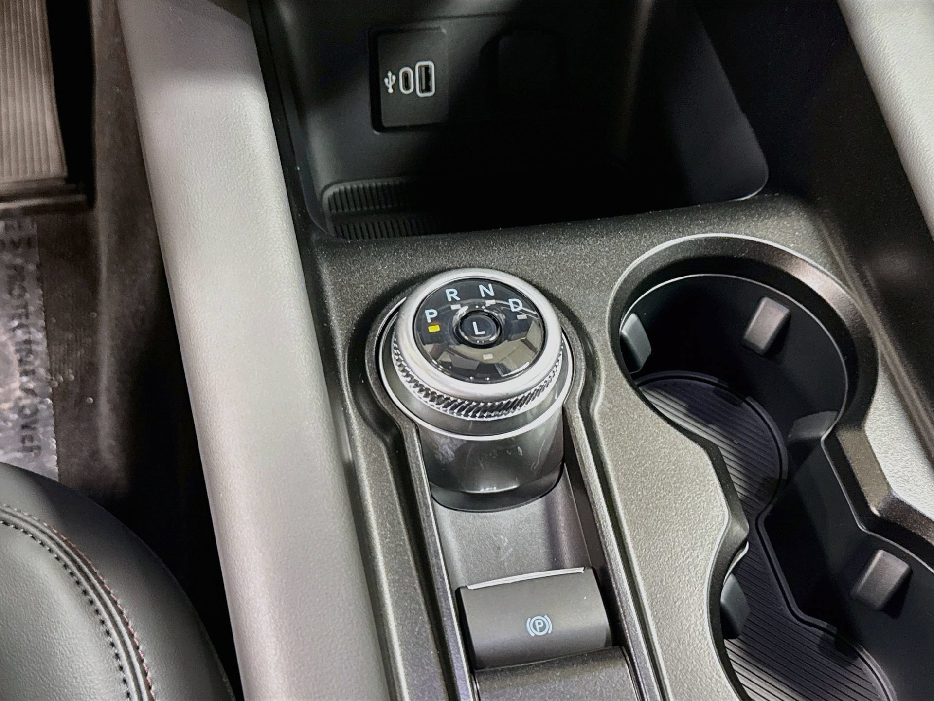 New 2027 Ford Explorer Active w/ Active Comfort Package RWD image 16