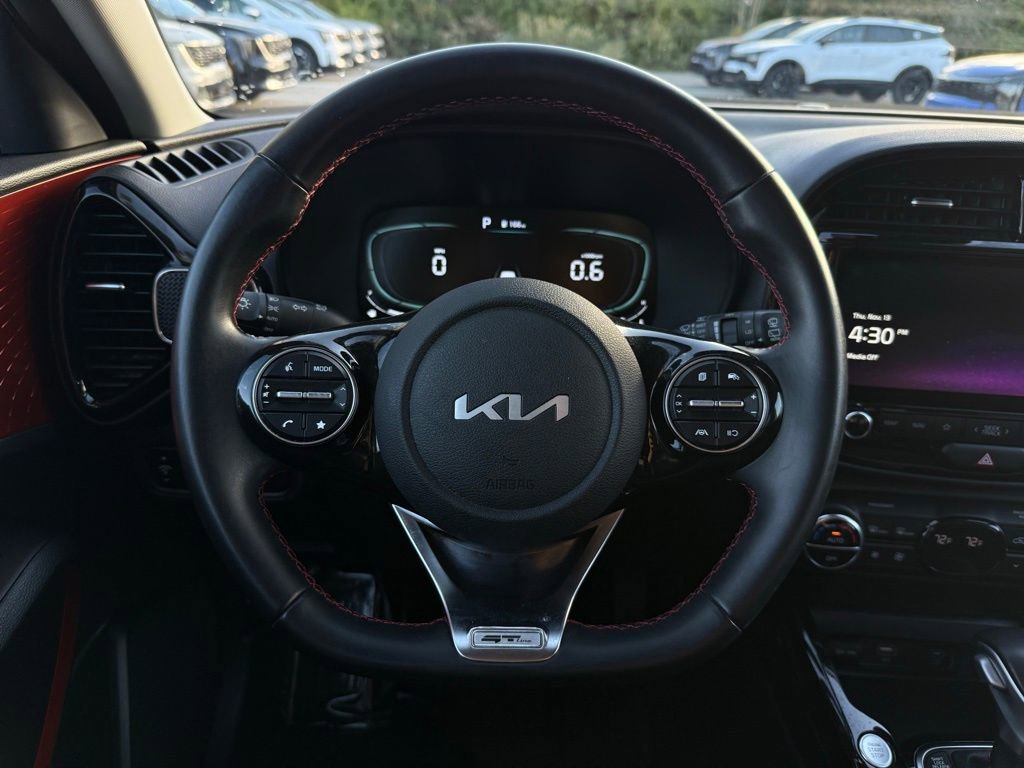 Certified 2024 Kia Soul GT-Line image 29
