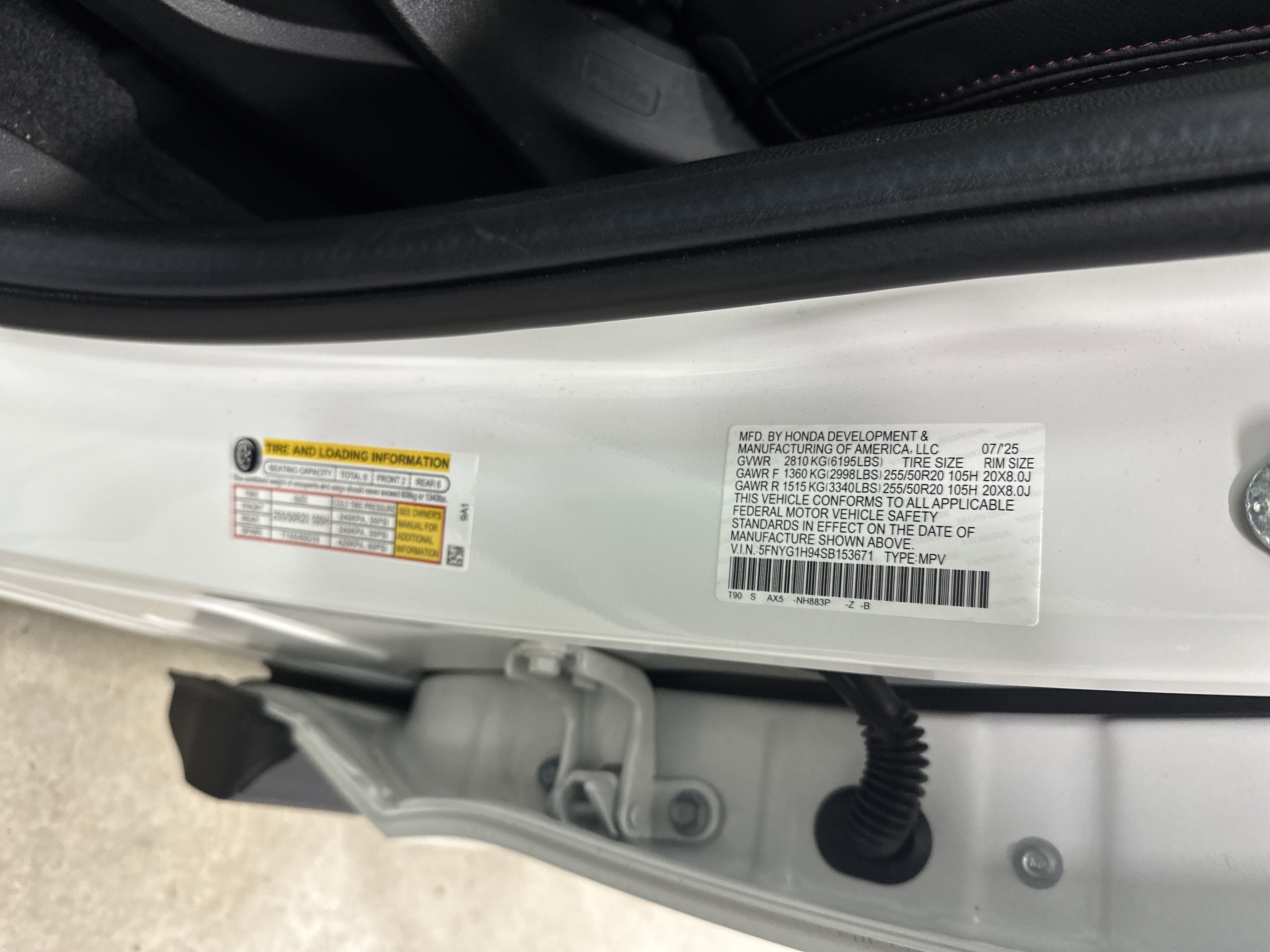 Used 2025 Honda Pilot Black Edition image 36