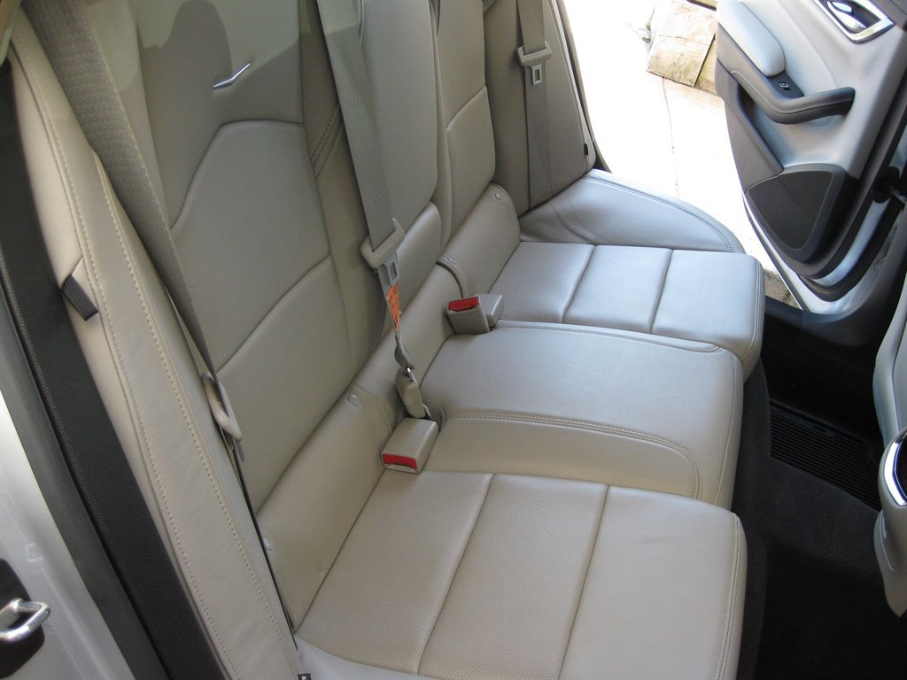 Used 2018 Cadillac CTS Luxury RWD image 31