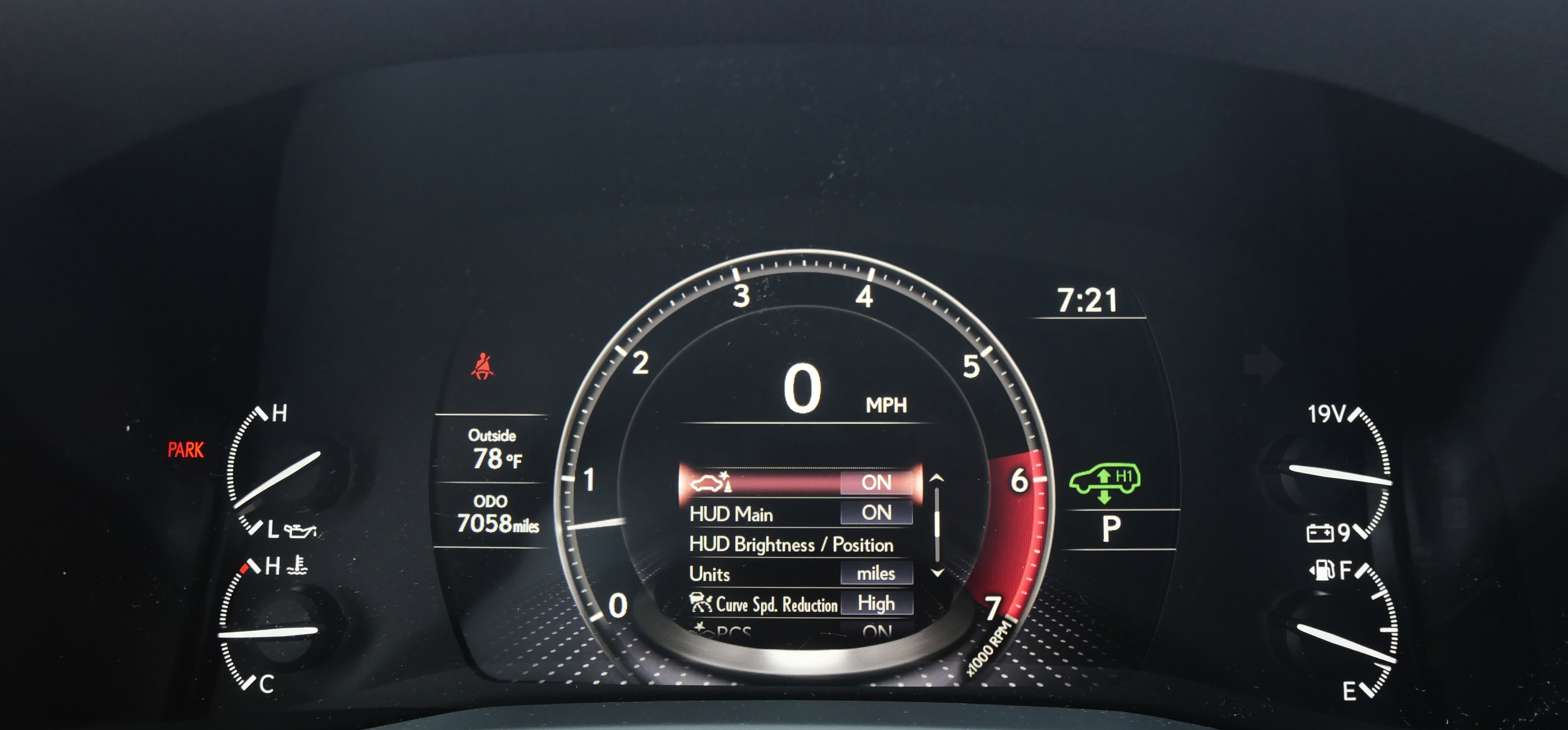 Certified 2024 Lexus LX 600 4WD w/ Luxury Package image 32