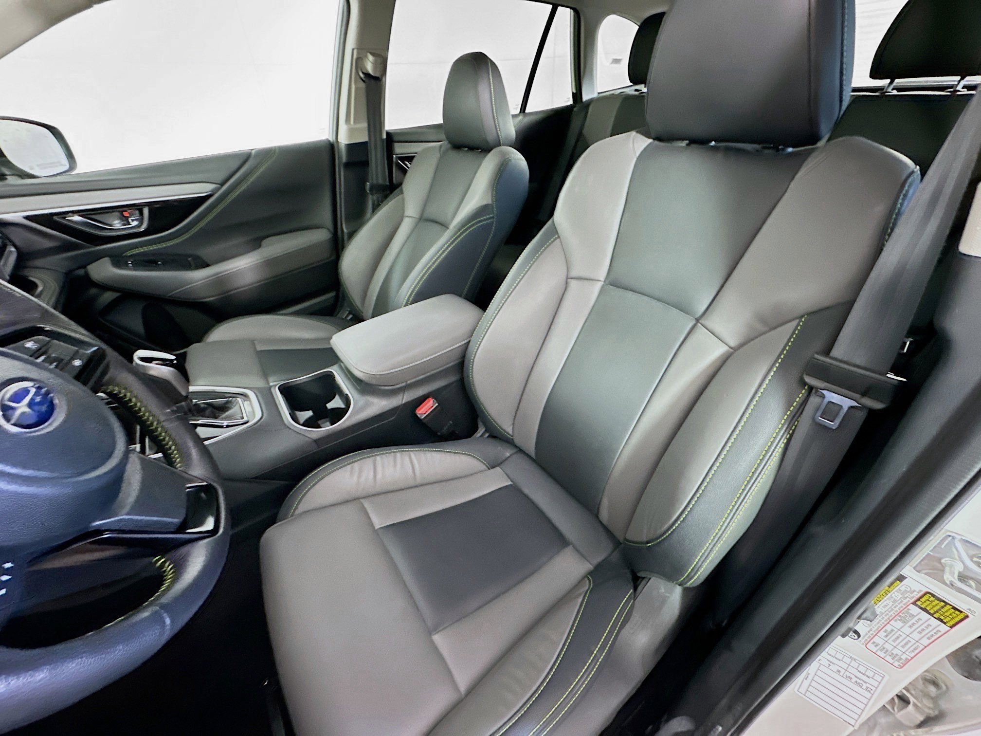 Used 2025 Subaru Outback Onyx Edition AWD/4WD image 13