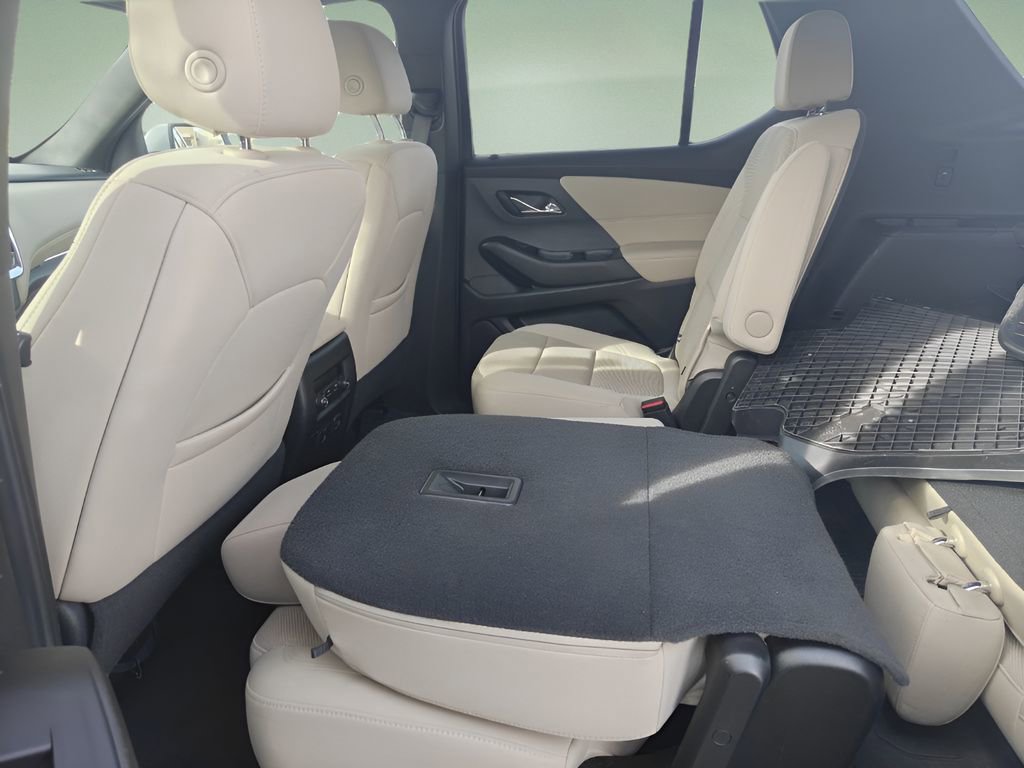 Used 2023 Chevrolet Traverse LT w/ LPO, Floor Liner Package image 16