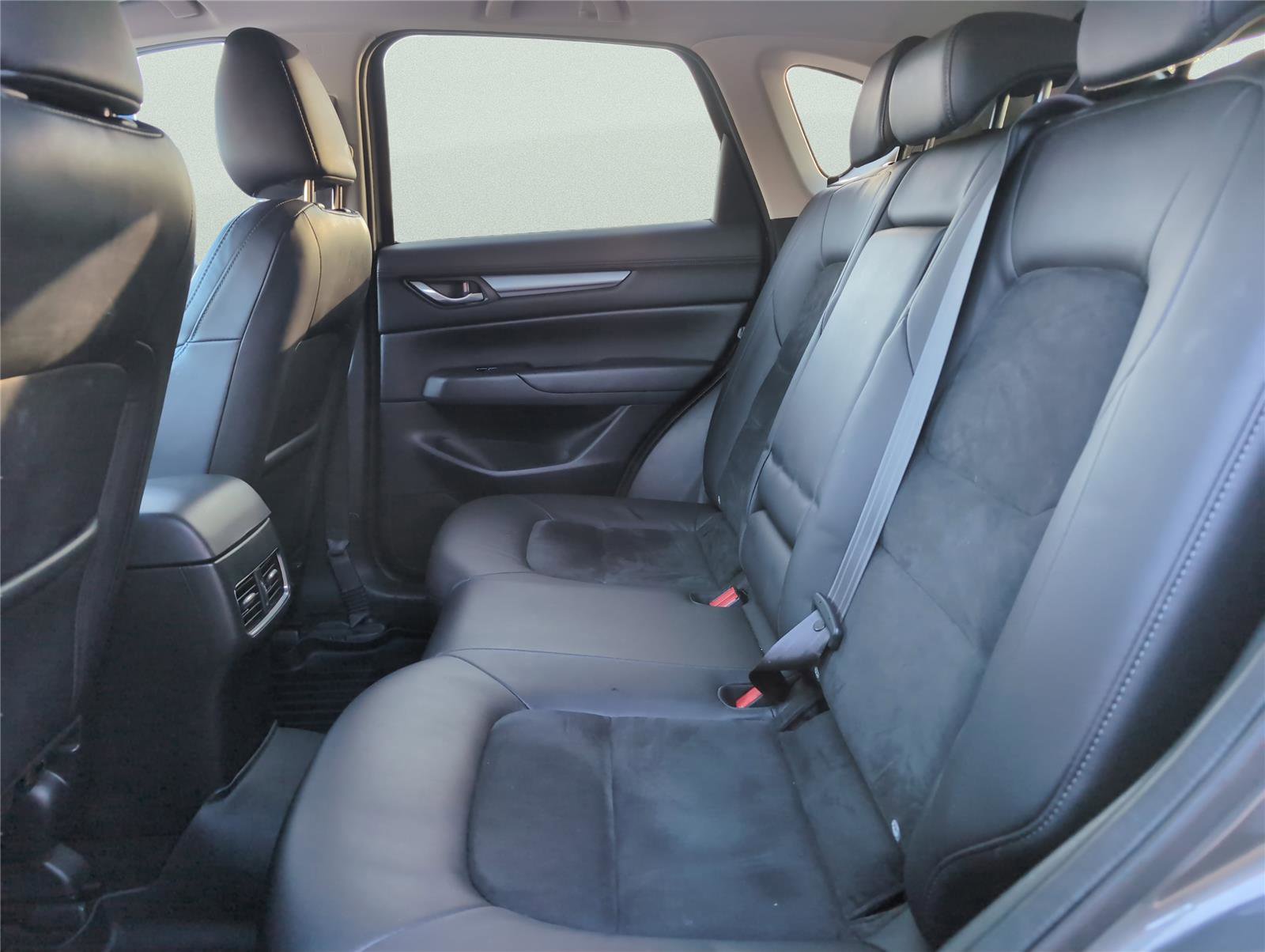 Used 2019 MAZDA CX-5 Touring image 30