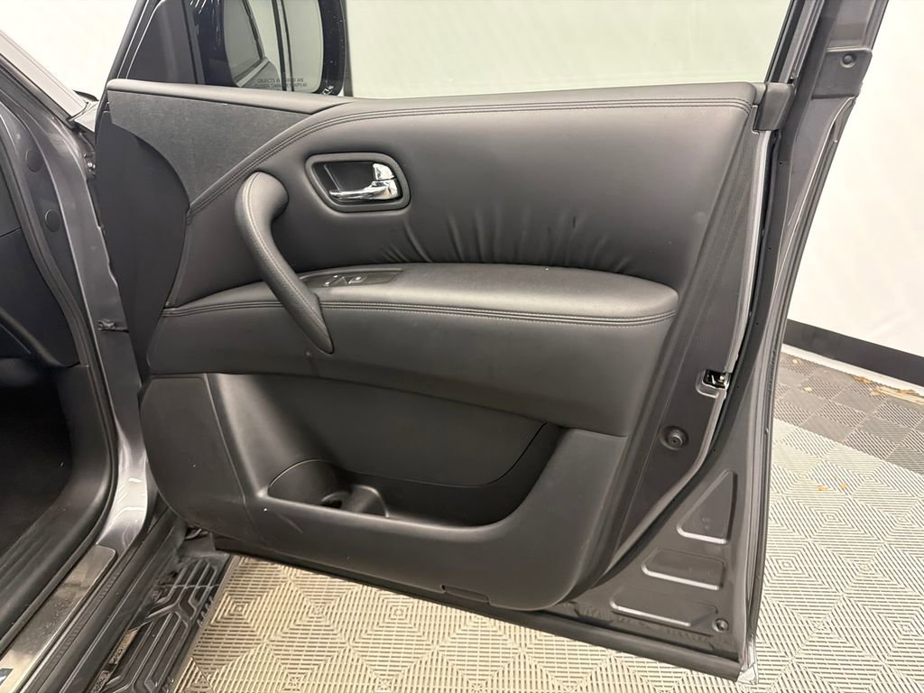 Used 2023 Nissan Armada SL w/ Midnight Edition Package image 16