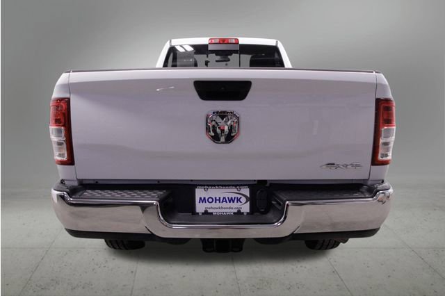Used 2024 RAM 2500 Tradesman w/ Chrome Appearance Group image 4