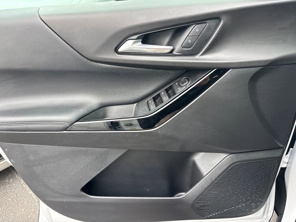 Used 2026 Chevrolet Equinox LT image 22