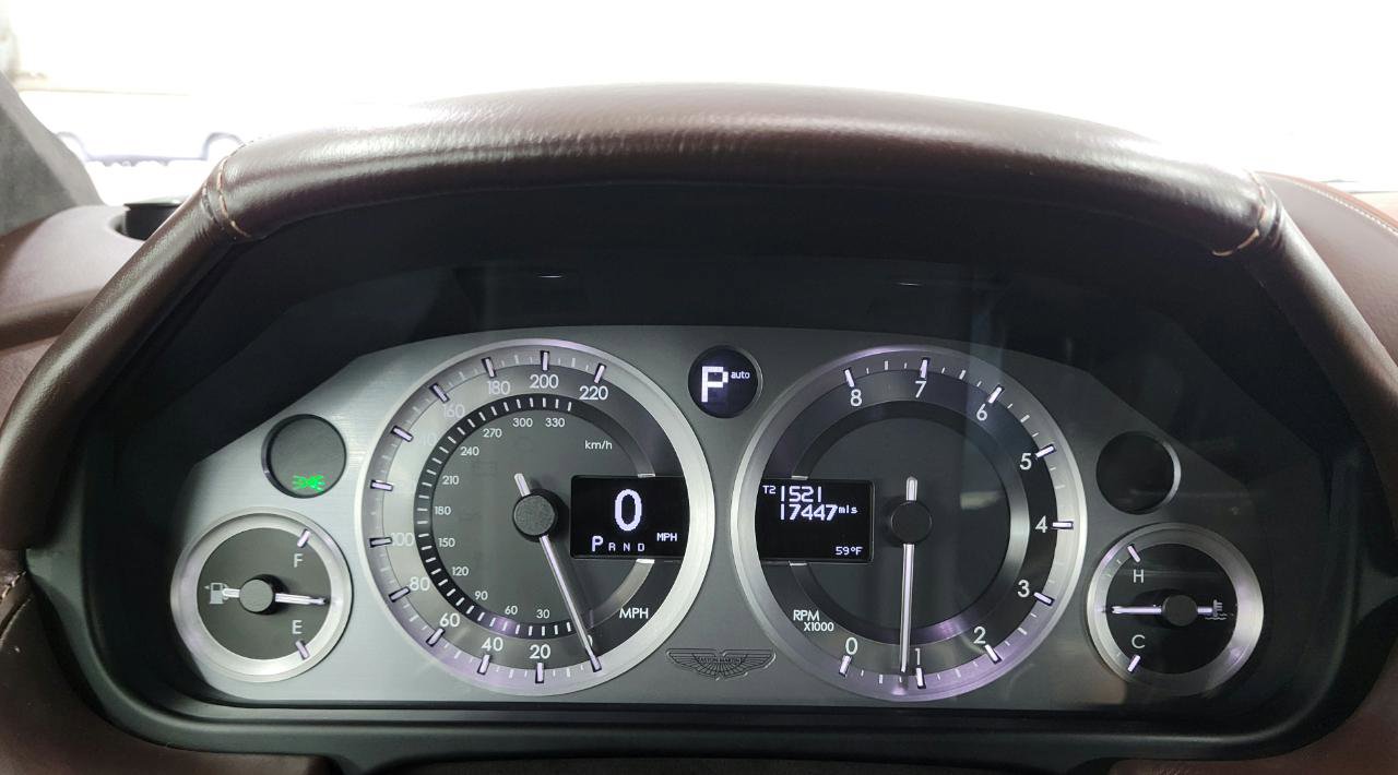 Used 2014 Aston Martin DB9 Volante RWD image 15