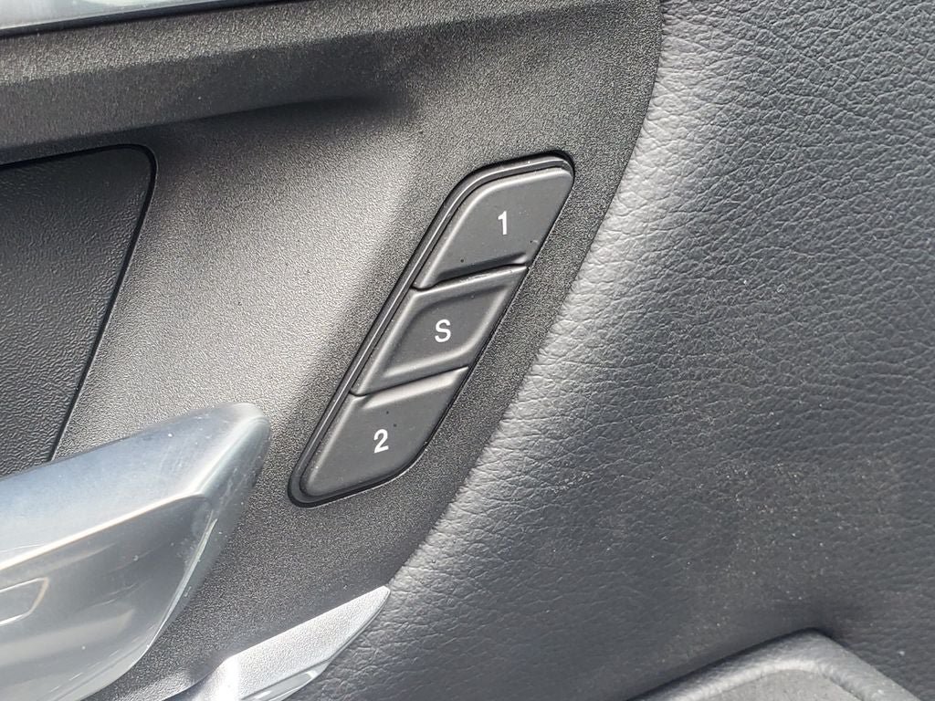 New 2026 RAM 1500 Laramie AWD/4WD image 9