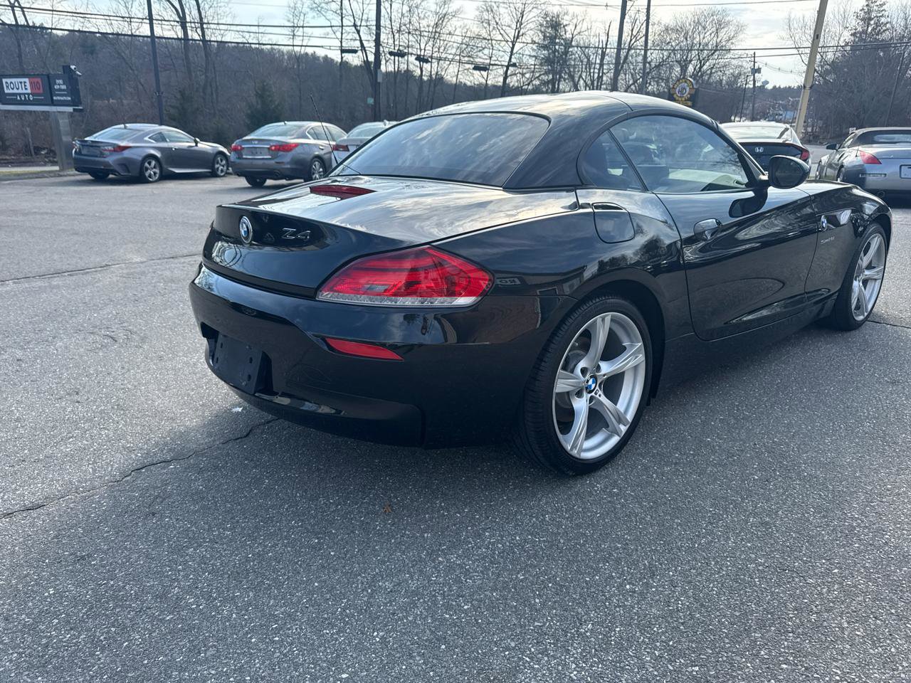 Used 2013 BMW Z4 sDrive28i RWD image 11