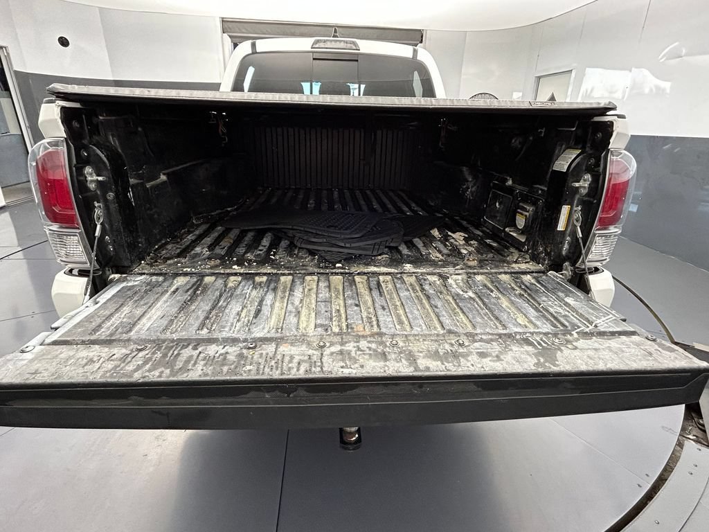 Used 2021 Toyota Tacoma TRD Sport RWD image 12