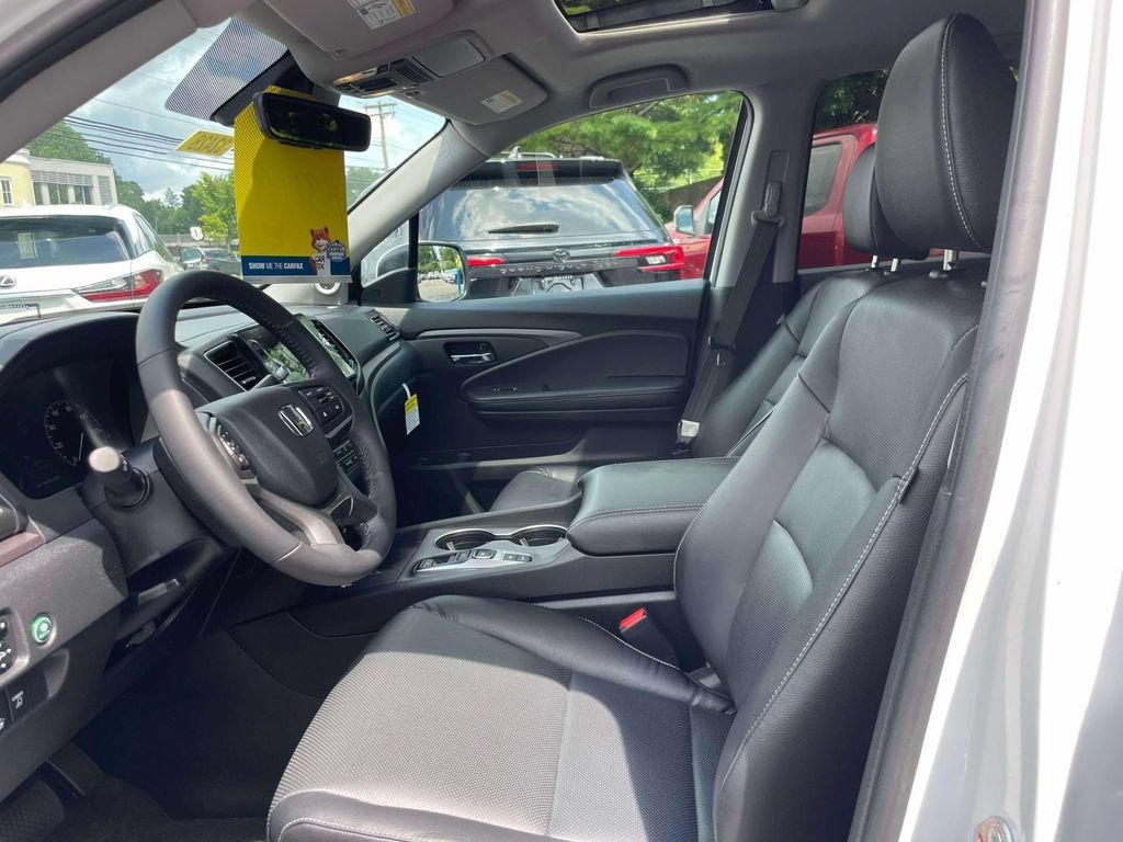 Certified 2025 Honda Ridgeline RTL image 15