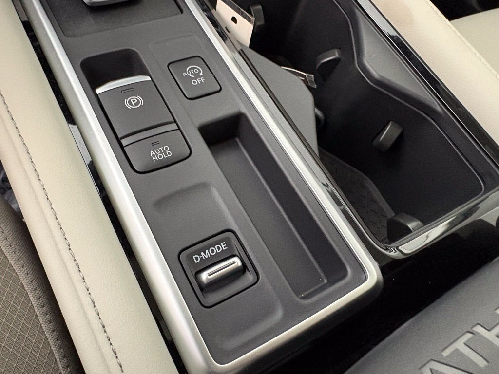 New 2026 Nissan Pathfinder SL FWD image 34