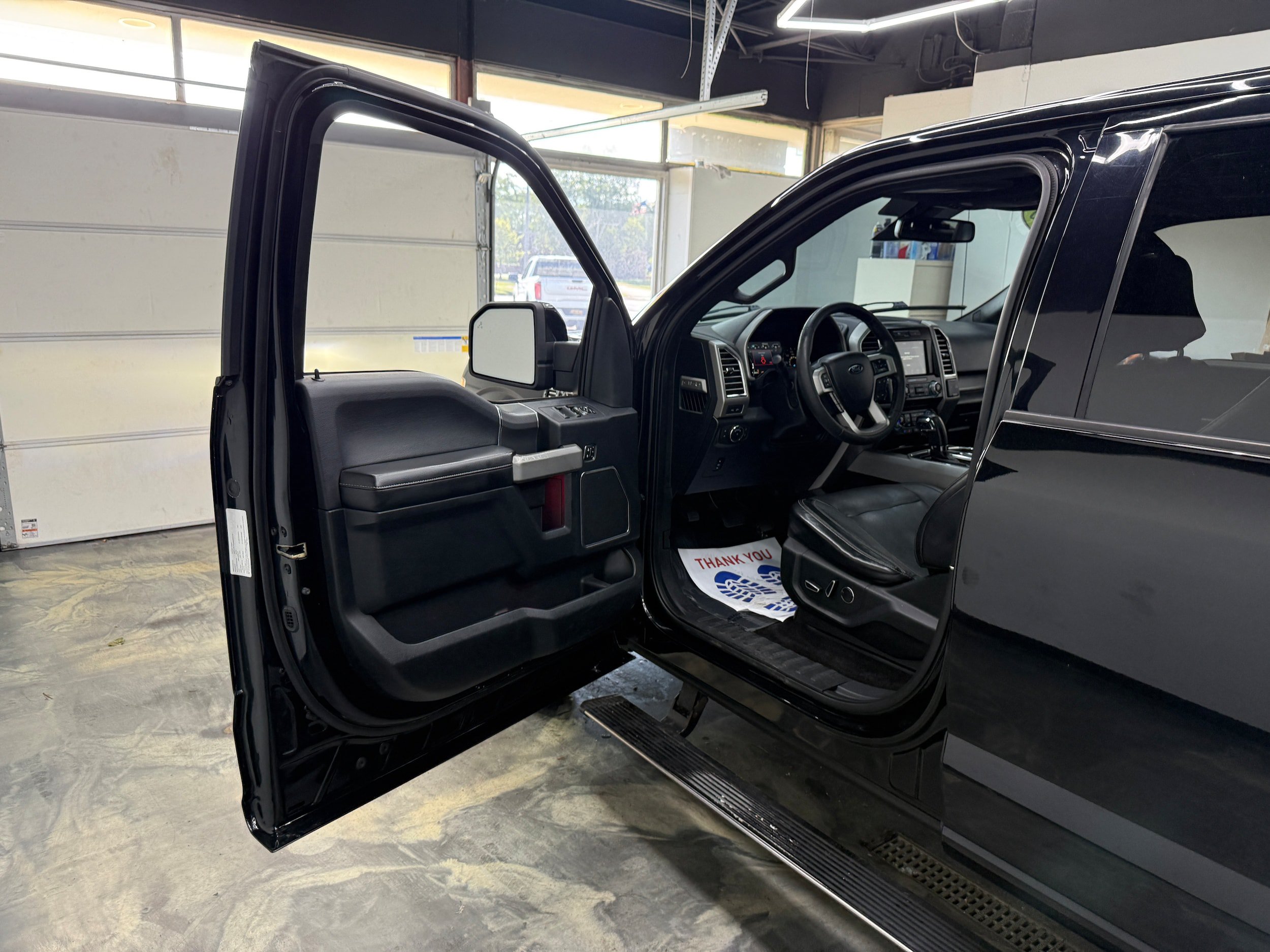 Used 2016 Ford F150 XLT w/ Equipment Group 302A Luxury AWD/4WD image 9