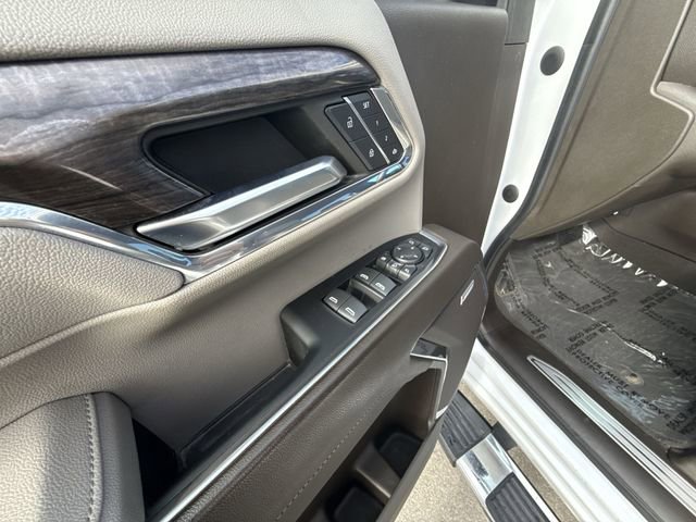 Used 2024 Chevrolet Silverado 3500 LTZ w/ LTZ Convenience Package image 13