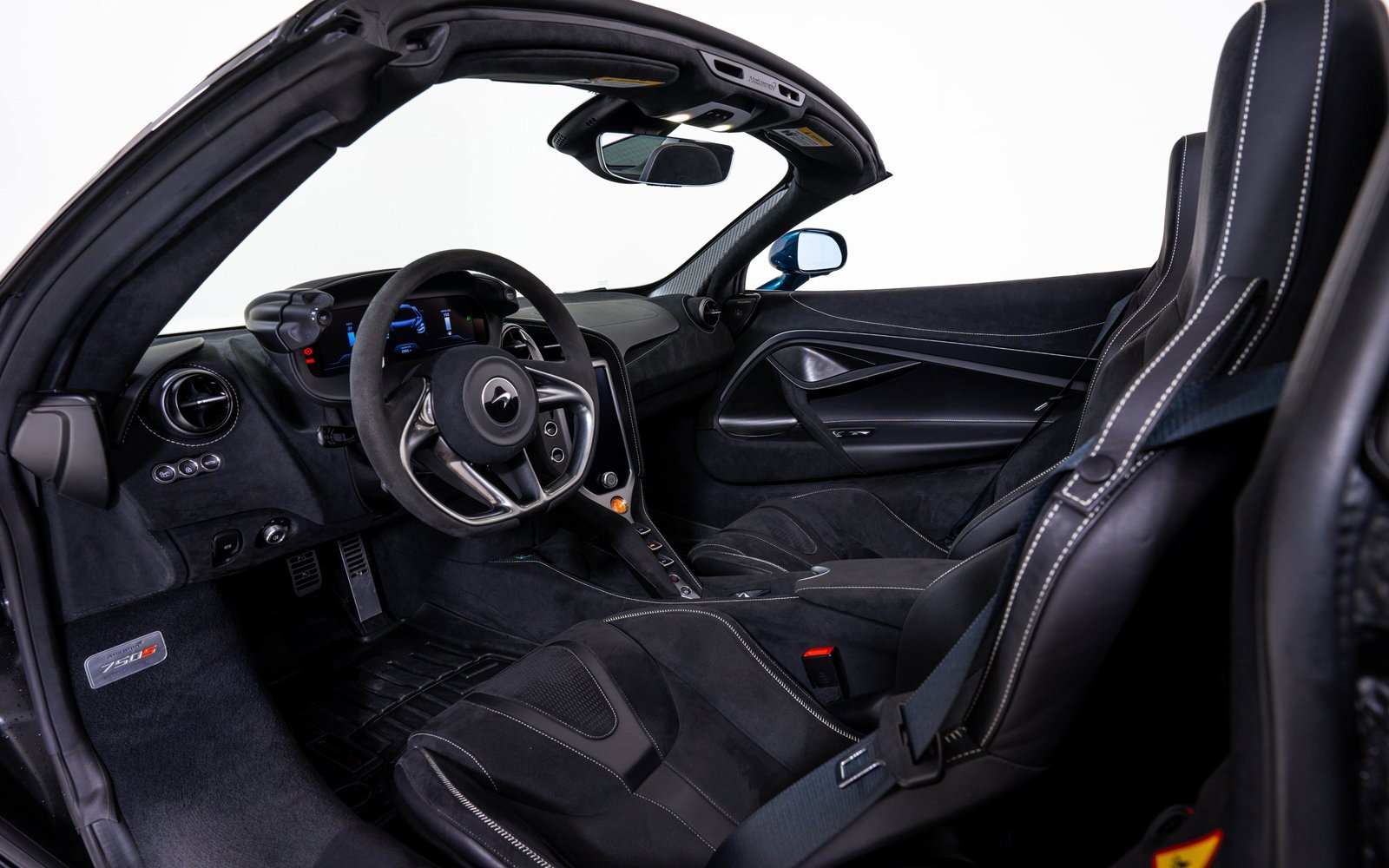 Used 2025 McLaren 750S Spider image 21