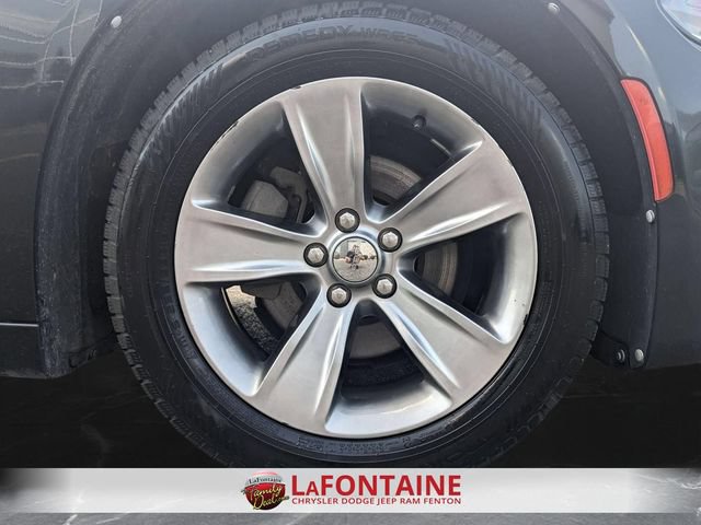 Used 2016 Dodge Charger SXT w/ Navigation & Travel Group RWD image 31