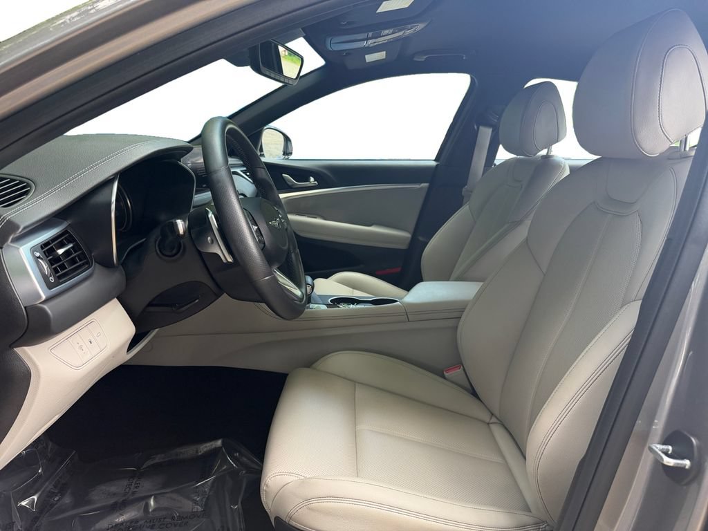 Used 2023 Genesis G70 2.0T AWD/4WD image 9