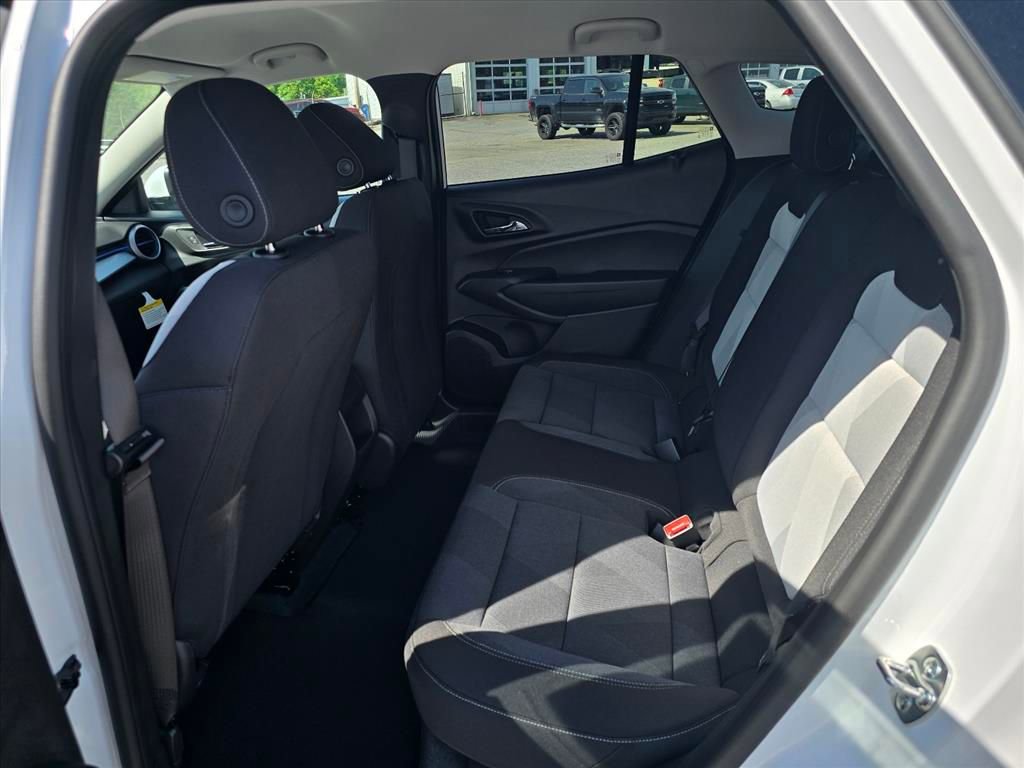 New 2026 Chevrolet Trax LS FWD image 11