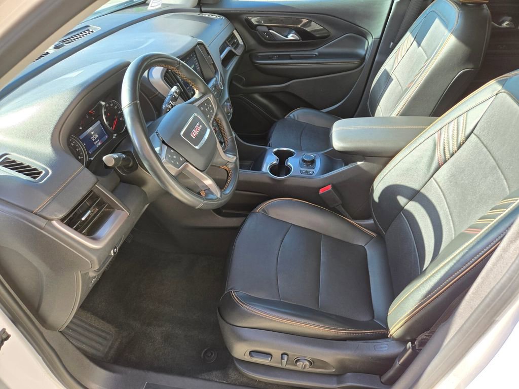 Used 2024 GMC Terrain AT4 AWD/4WD image 12