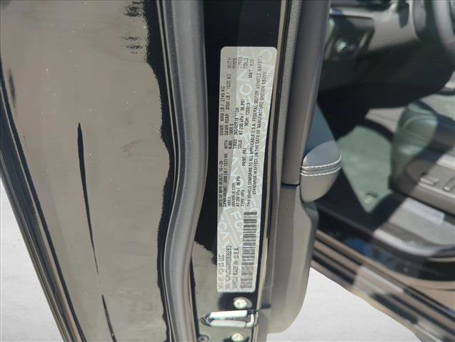 New 2025 Jeep Grand Cherokee Altitude image 18