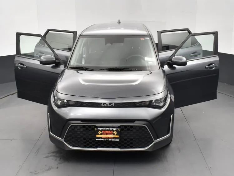 Used 2023 Kia Soul LX w/ Option Group 015 image 10