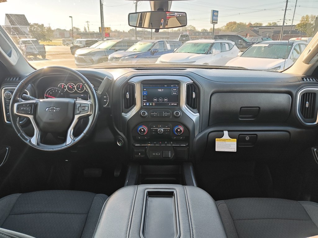 Used 2021 Chevrolet Silverado 1500 RST AWD/4WD image 15