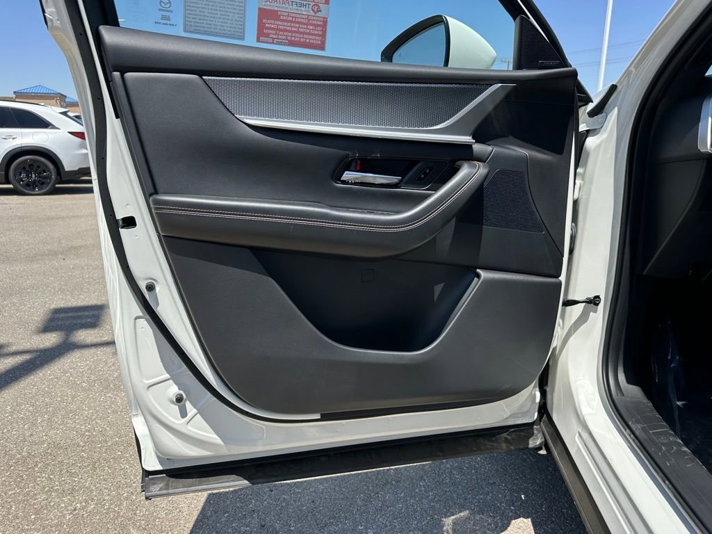 New 2025 MAZDA CX-90 Plug-In Hybrid w/ Premium Plus image 12