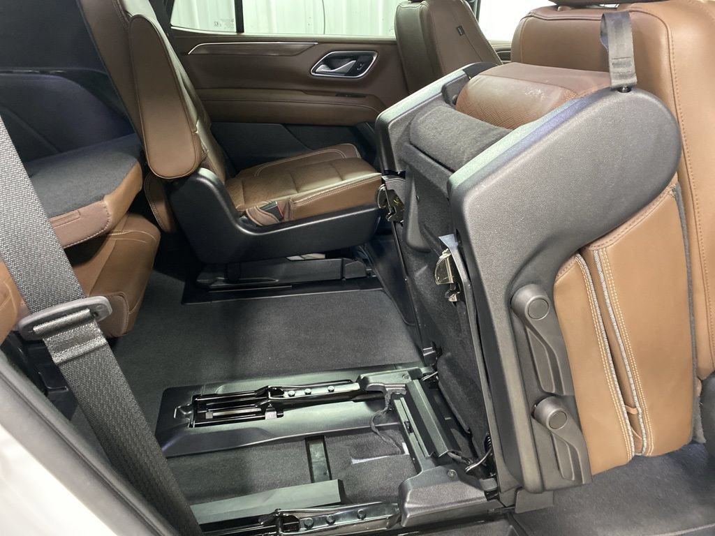 Certified 2022 Chevrolet Tahoe High Country AWD/4WD image 32