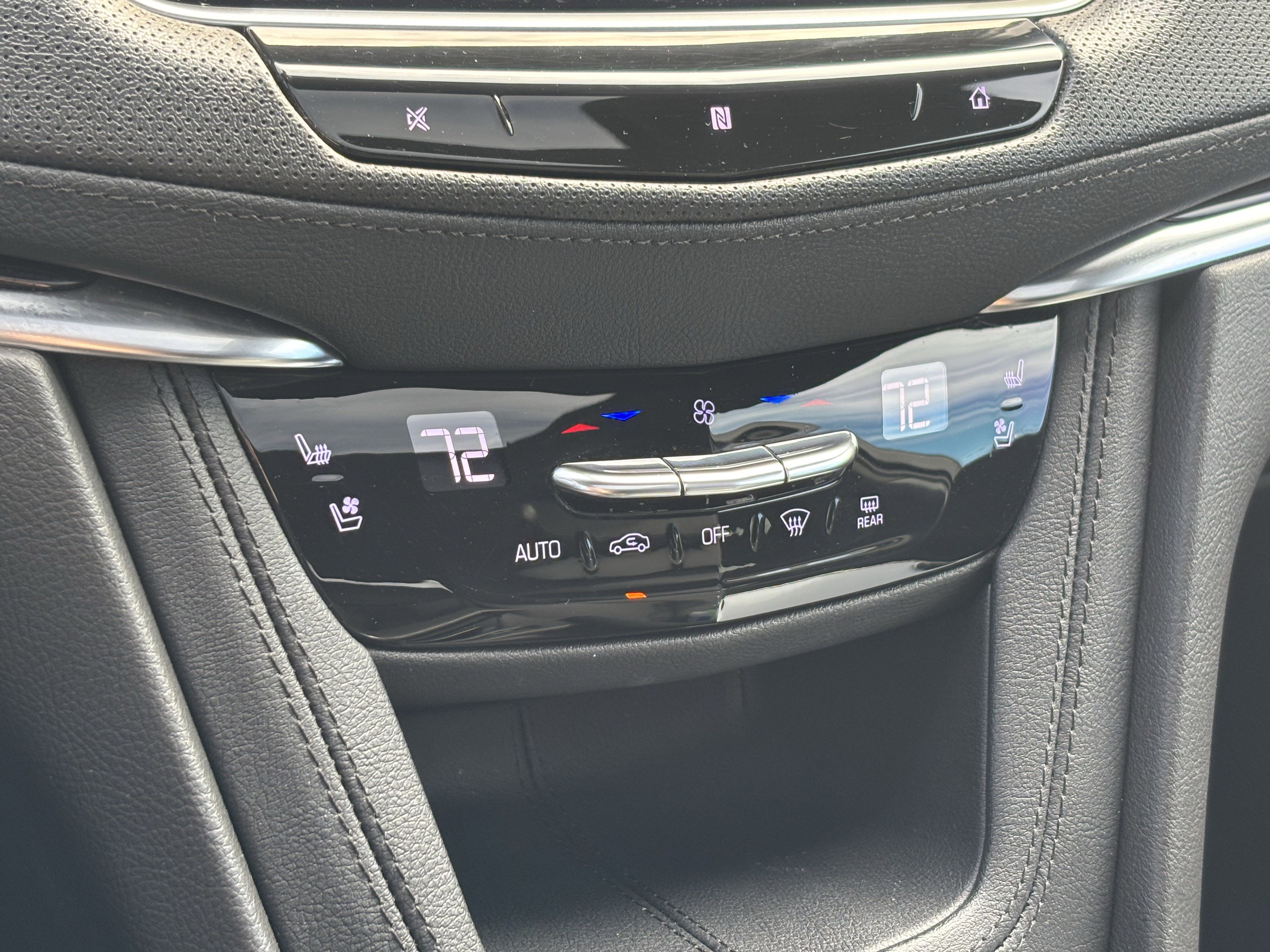 Used 2021 Cadillac XT5 Premium Luxury image 29