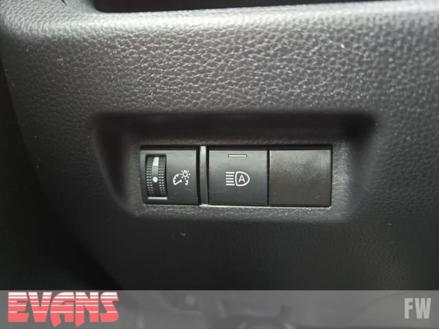 Used 2025 Toyota RAV4 XLE image 16