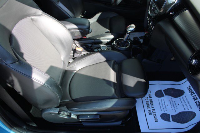 Used 2016 MINI Cooper S image 11
