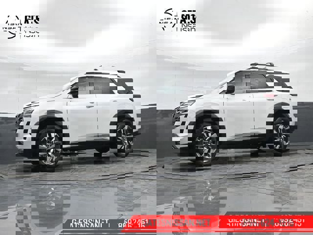 New 2026 Nissan Pathfinder SL image 37