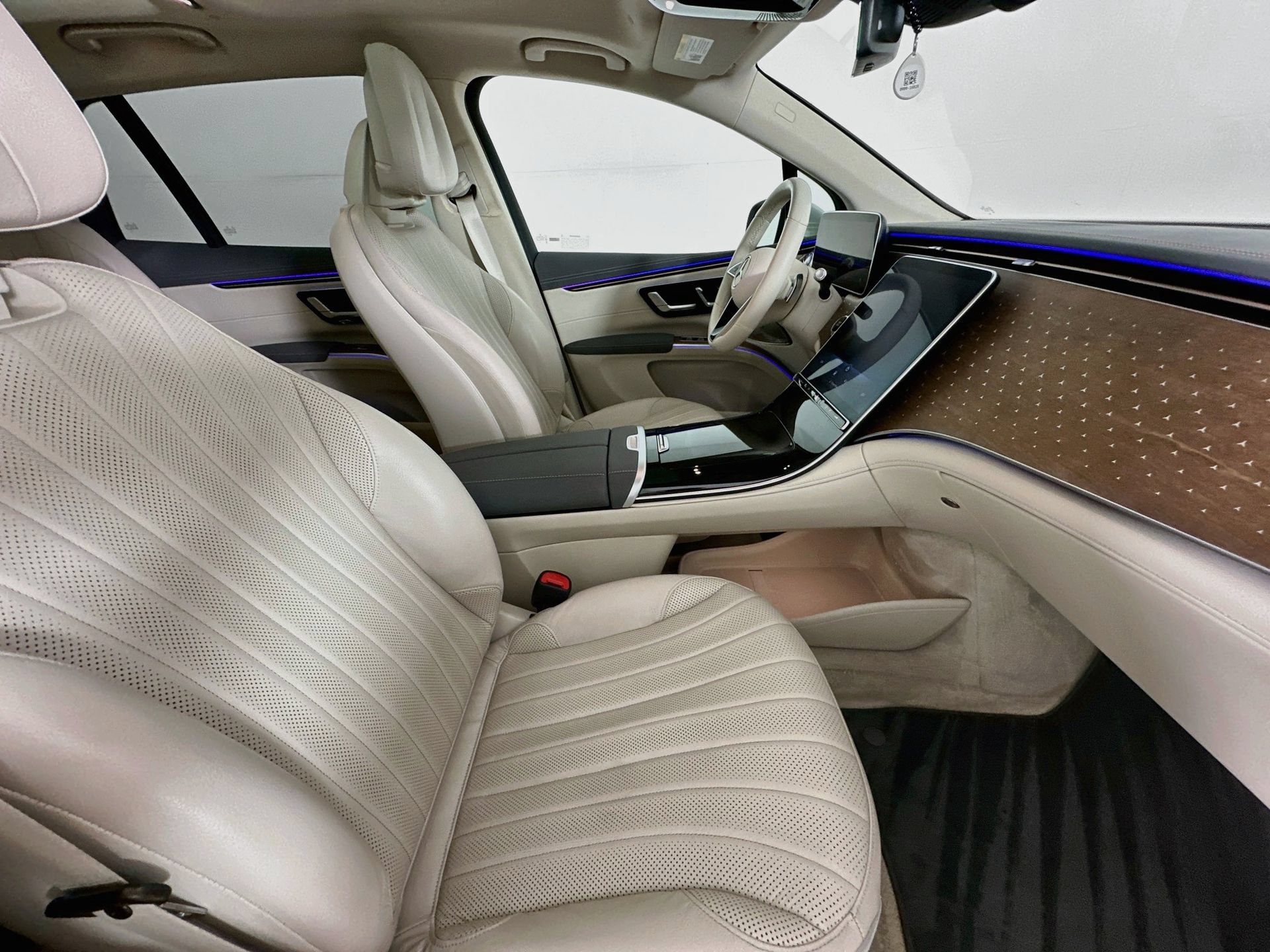 Certified 2023 Mercedes-Benz EQS 450+ SUV image 31
