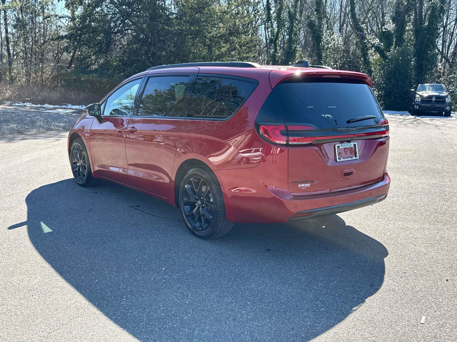 New 2026 Chrysler Pacifica Select w/ S Appearance Package FWD image 6