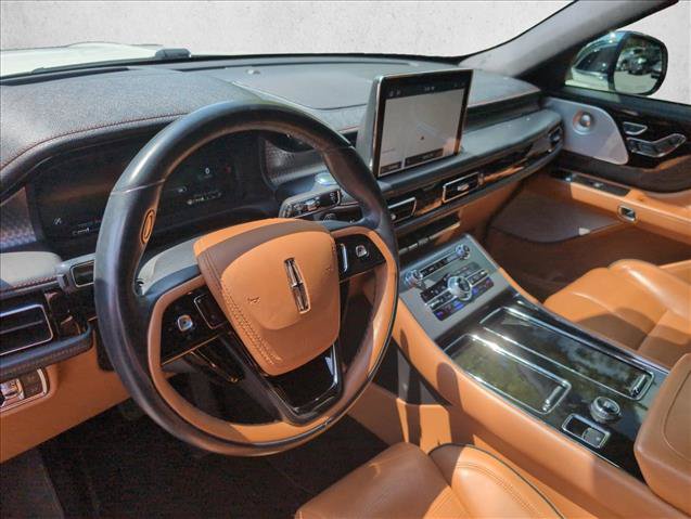 Used 2020 Lincoln Aviator Black Label w/ Dynamic Handling Package AWD/4WD image 10